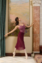 Lade das Bild in den Galerie-Viewer, Ballettrikot mit breiten Trägern und herausnehmbaren Cups - violet