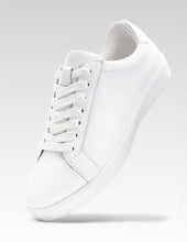 Lade das Bild in den Galerie-Viewer, Outdoor Dancesneaker Werner Kern