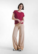 Lade das Bild in den Galerie-Viewer, Yoga Shirt aus Viskose - Deha