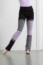 Lade das Bild in den Galerie-Viewer, Gestreifte Strickhose
