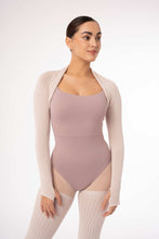 Lade das Bild in den Galerie-Viewer, Intermezzo Darcy Shrug Bambusfaser
