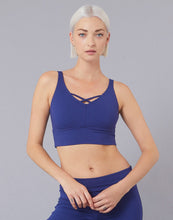Lade das Bild in den Galerie-Viewer, Yoga Top aus Viskose
