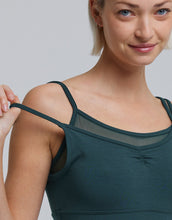 Lade das Bild in den Galerie-Viewer, Sport Mesh Top aus Viskose

