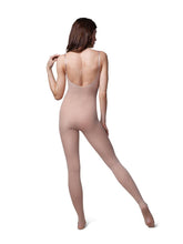 Lade das Bild in den Galerie-Viewer, Die Transition Bodytights von Capezio sind besonders beliebt für Auftritte unter Kostümen- mit Fußloch, kann daher fuß-oder fußlos getragen werden- blickdichtes Material, Catsuit aus Strumpfhosenmaterial
