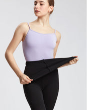 Lade das Bild in den Galerie-Viewer, Warm Up Leggings mit Steg und Rollbund
